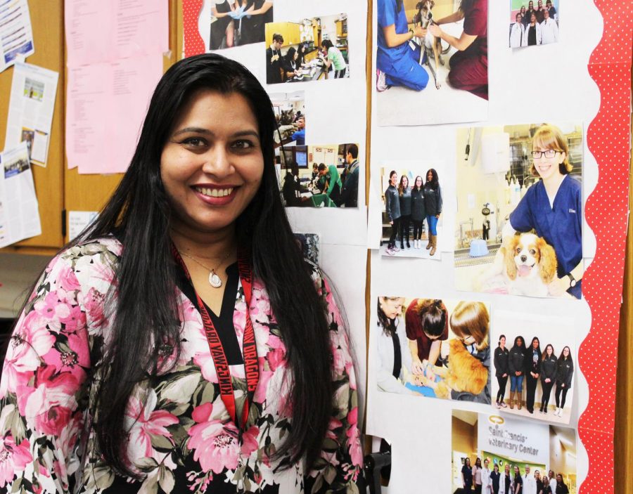 Biology+teacher+Reena+Ninan+++++makes+learning+enjoyable+in+her+classroom.