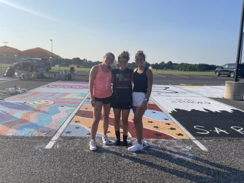 Senior Class officers Sarah Mower, Molly Fitzpatrick, and Maddie Lavender (Left to Right)